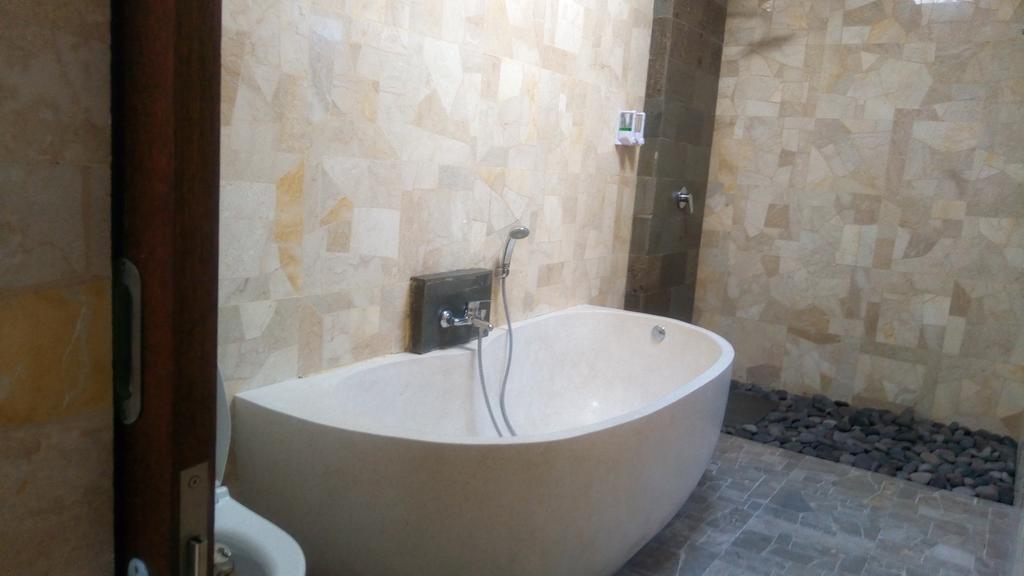 Bungalow 2 Kamar Tidur